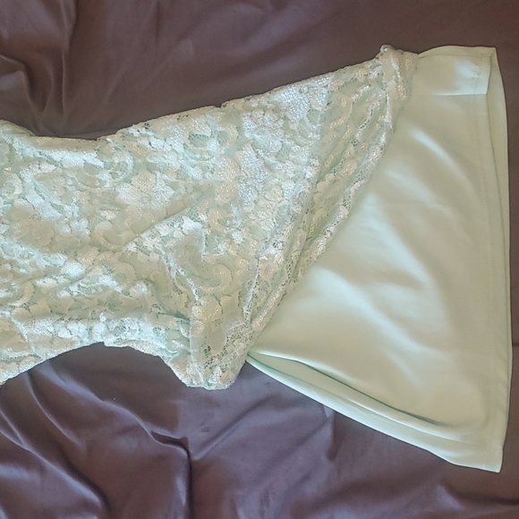 Dress - Picture 4 of 6